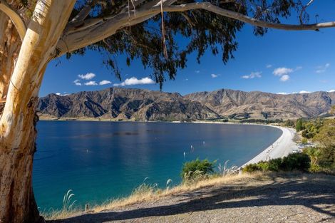 Photo of property in 48 Flora Dora Parade, Lake Hawea, 9382