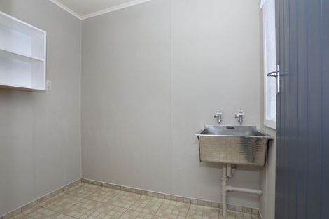 Photo of property in 32 Morris Street, Marton, 4710