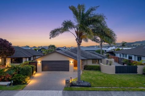 Photo of property in 20 Aranui Drive, Papamoa Beach, Papamoa, 3118
