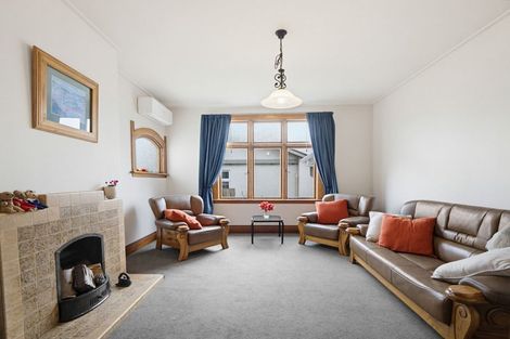 Photo of property in 30 Wharfe Street, South Hill, Oamaru, 9400