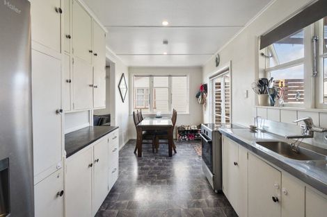 Photo of property in 34 Taylor Avenue, Feilding, 4702