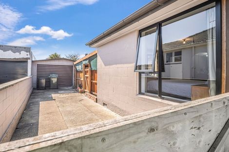 Photo of property in 18 Harlech Street, Oamaru North, Oamaru, 9400