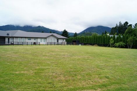 Photo of property in 3/3 Keats Place, Hanmer Springs, 7334