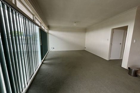 Photo of property in 2 Bledisloe Street, Levin, 5510