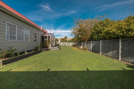 Photo of property in 30 Henley Street, Westport, 7825