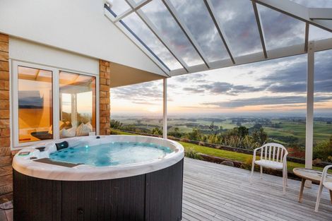 Photo of property in 333 Ngahere Park Road, Turitea, Palmerston North, 4472