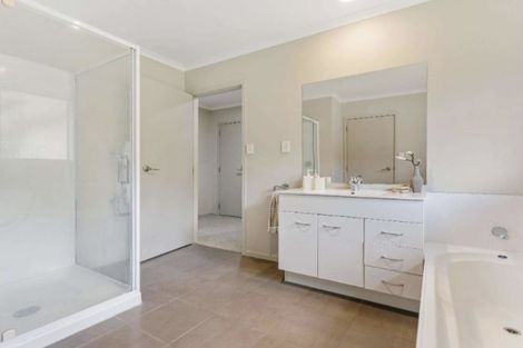 Photo of property in 5 Rosella Drive, Welcome Bay, Tauranga, 3112