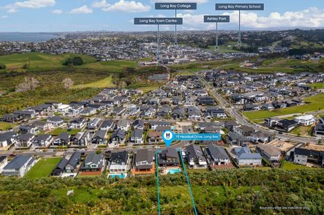 Photo of property in 19 Headsail Drive, Long Bay, Auckland, 0630