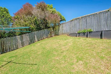Photo of property in 31 Te Kauri Place, Helensville, 0800