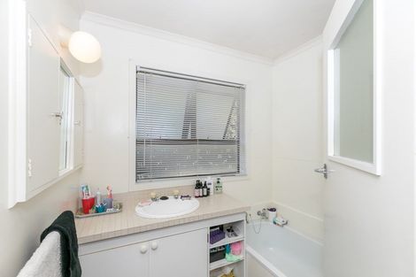 Photo of property in 56 Braid Road, St Andrews, Hamilton, 3200