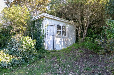 Photo of property in 347 Main Road, Tawa, Wellington, 5028