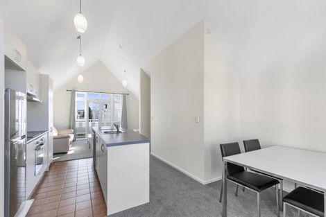 Photo of property in Pirie Street Townhouses, 17/35u Pirie Street, Mount Victoria, Wellington, 6011