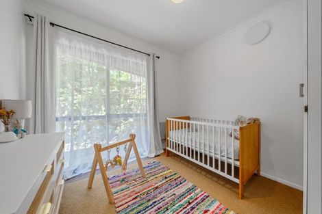 Photo of property in 13 Honnor Place, Hurdon, New Plymouth, 4310