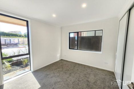 Photo of property in 8 Rahopuru Road, Westgate, 0614
