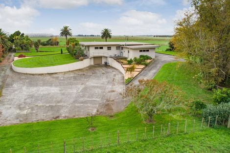 Photo of property in 820 Lockwood Road, Kairanga, Palmerston North, 4475