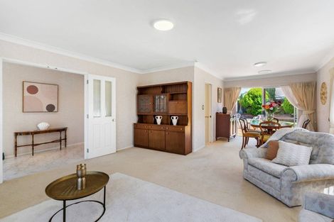 Photo of property in 10 Yarlside Place, Northpark, Auckland, 2013