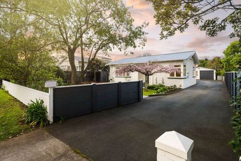 Photo of property in 74 Princes Street, Cambridge, 3434