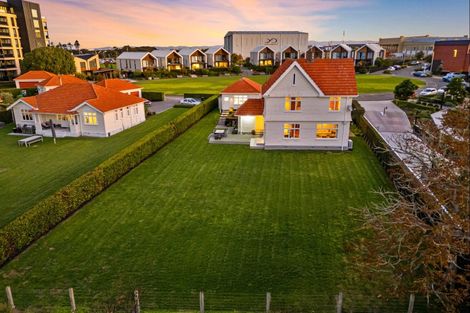 Photo of property in 14 Marlborough Crescent, Hobsonville, Auckland, 0616