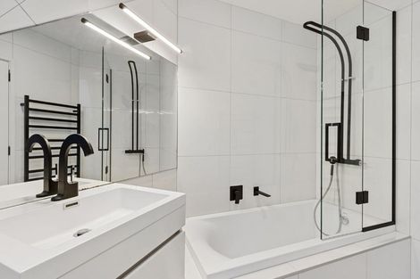 Photo of property in 2/36 Edgeware Road, St Albans, Christchurch, 8014