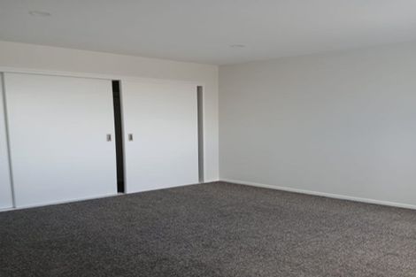 Photo of property in 44 Everglade Drive, Goodwood Heights, Auckland, 2105