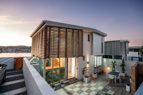 Photo of property in 26 The Crescent, Roseneath, Wellington, 6011