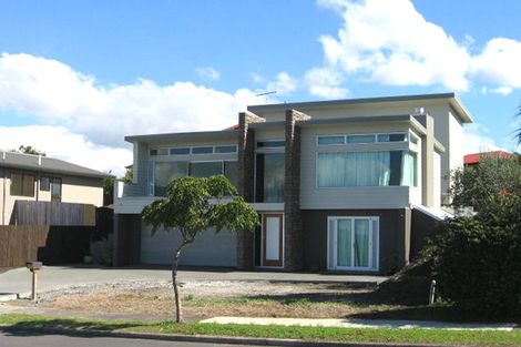 Photo of property in 47 Spinnaker Drive, Te Atatu Peninsula, Auckland, 0610