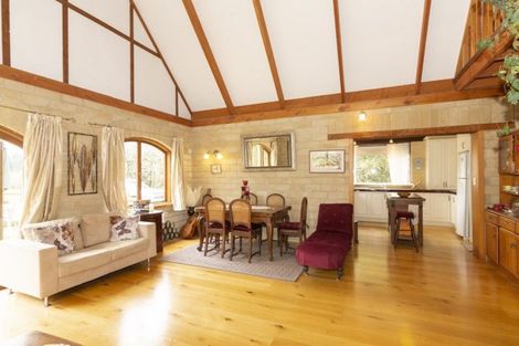 Photo of property in 280 Inland Road, Helensville, 0875