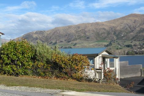 Photo of property in 126 Lismore Street, Wanaka, 9305