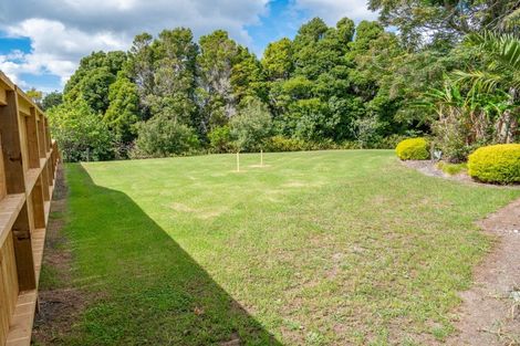 Photo of property in 2 Coopers Drive, Coopers Beach, 0420