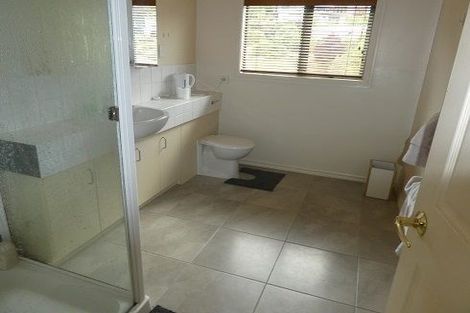 Photo of property in 6a Kent Street, Queenstown, 9300