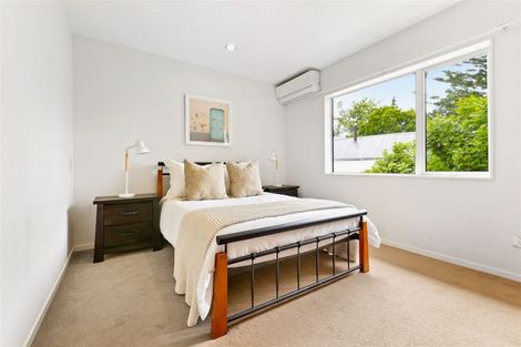 Photo of property in 2/49a Lancaster Road, Beach Haven, Auckland, 0626