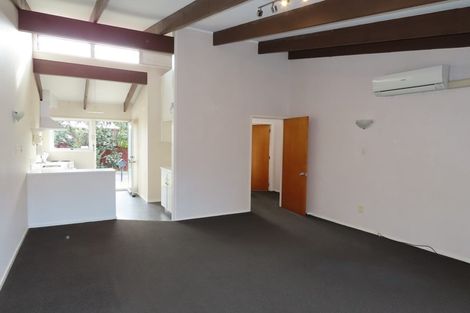 Photo of property in 4/42 James Laurie Street, Henderson, Auckland, 0612