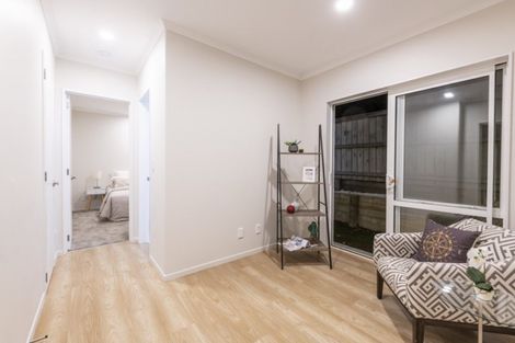 Photo of property in 30 Carrickdawson Drive, Flat Bush, Auckland, 2019