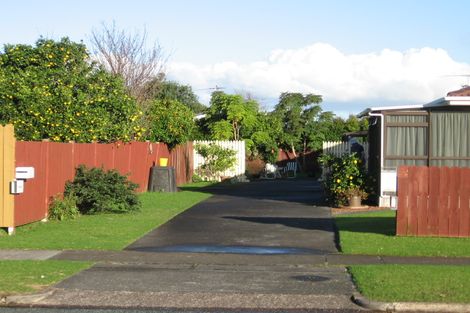 Photo of property in 1/82 Florence Avenue, Orewa, 0931
