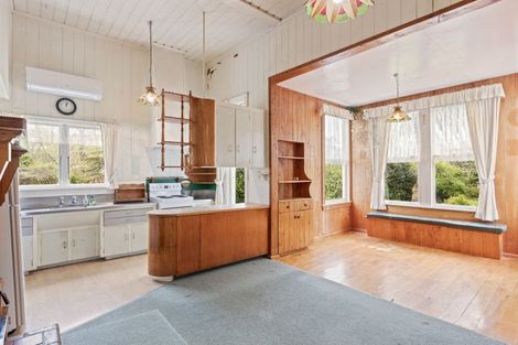 Photo of property in 1097 Junction Road, Egmont Village, New Plymouth, 4372