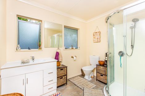 Photo of property in 31b Government Road, Raglan, 3225