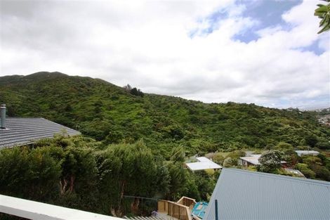 Photo of property in 14u2 Doris Gordon Crescent, Crofton Downs, Wellington, 6035