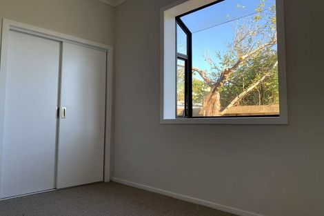 Photo of property in 16 Tawa Terrace, Tawa, Wellington, 5028