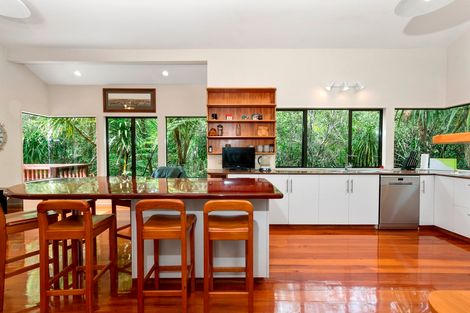 Photo of property in 79 Hilling Street, Titirangi, Auckland, 0604