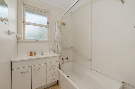 Photo of property in 25 Sundown Crescent, Melville, Hamilton, 3206