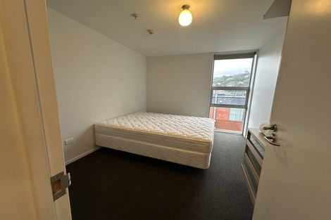 Photo of property in 2 Torrens Terrace, Mount Cook, Wellington, 6011