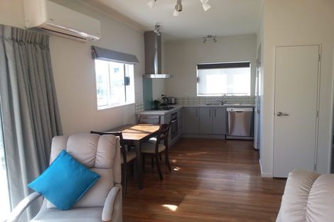 Photo of property in 6 Eatwell Avenue, Paraparaumu Beach, Paraparaumu, 5032