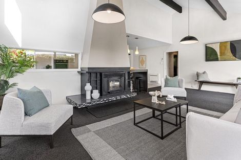 Photo of property in 30 Highfield Place, Avonhead, Christchurch, 8042