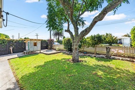 Photo of property in 17 George Point Road, Onerahi, Whangarei, 0110
