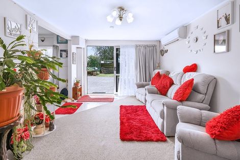 Photo of property in 10 Hamblyn Crescent, Nawton, Hamilton, 3200