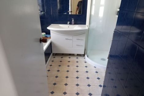 Photo of property in 54d Hungerford Road, Houghton Bay, Wellington, 6023