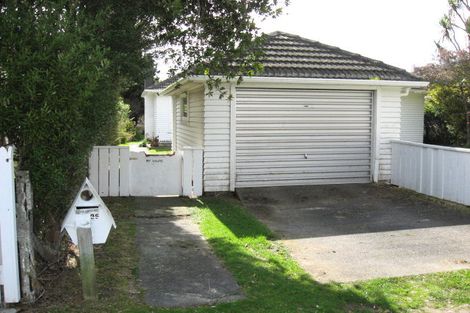 Photo of property in 25 Hinau Grove, Wainuiomata, Lower Hutt, 5014