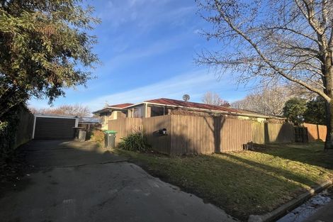 Photo of property in 2 Lodge Place, Ilam, Christchurch, 8041