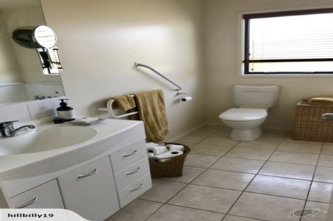 Photo of property in 6 Saint Hill Lane, Havelock North, 4130