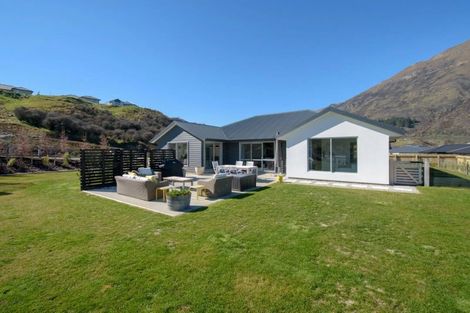 Photo of property in 20 Ashenhurst Way, Lower Shotover, Queenstown, 9304